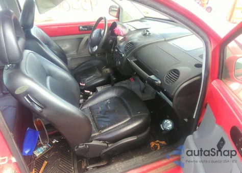 2002 Volkswagen New Beetle Glx from USA, damaged, VIN 3VWDD21C12M423922